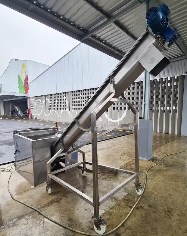 Transportador helicoidal con artesa u Linea estandar despulpado de cacao